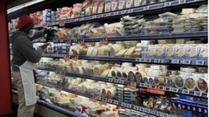 Rising grocery prices expected to deepen food insecurity in Quebec in 2026