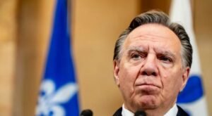 Quebec doctors, nurses criticize Legault’s health-care legacy