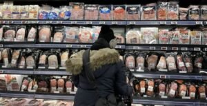 Quebecers consume too much salt and sugar; food insecurity worsens behaviour study