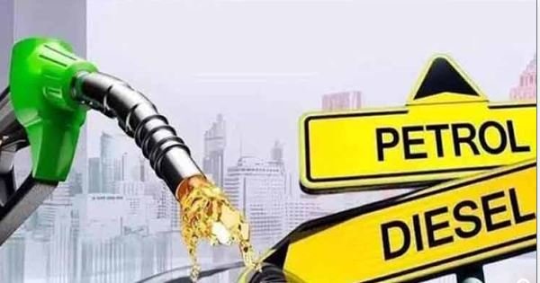 پٹرول اور ڈیزل کی قیمتوں میں کمی،حکومت نے نئی قیمتوں کا اعلان کردیا